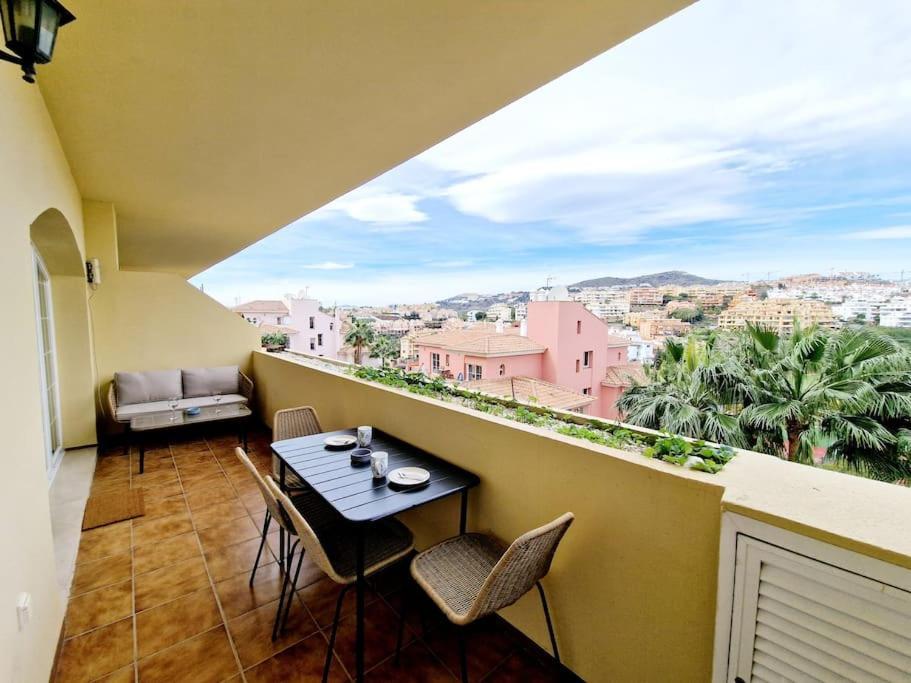 Royal Golf View: 2Br, Pools & Ac Daire Sitio de Calahonda Dış mekan fotoğraf