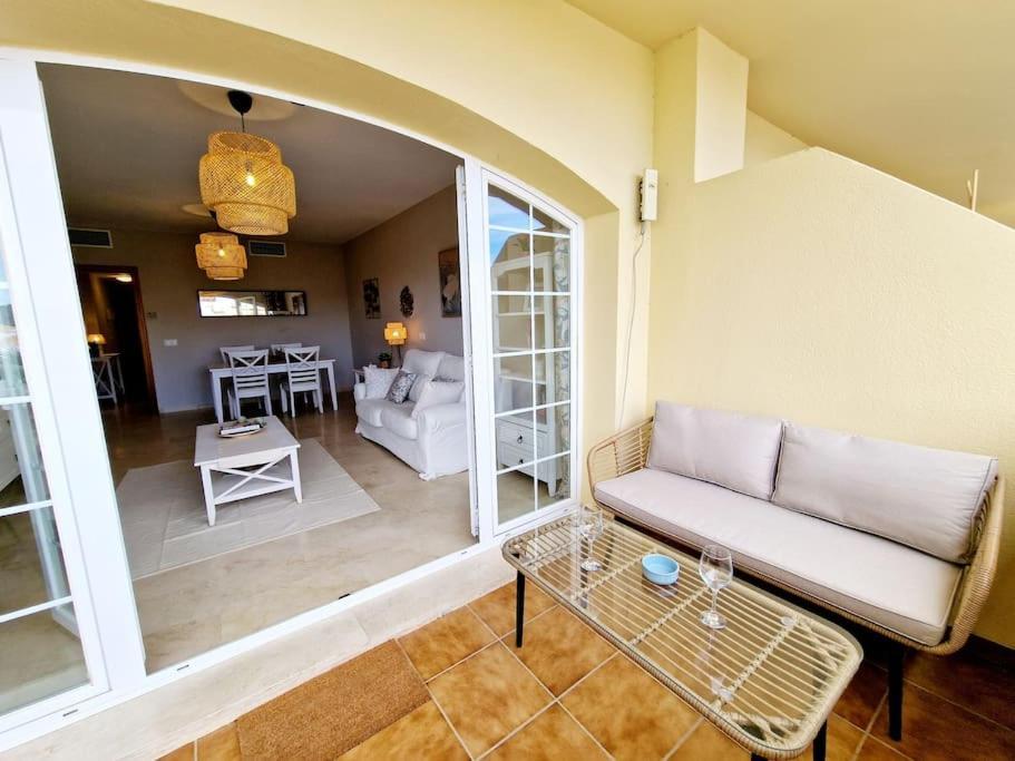 Royal Golf View: 2Br, Pools & Ac Daire Sitio de Calahonda Dış mekan fotoğraf