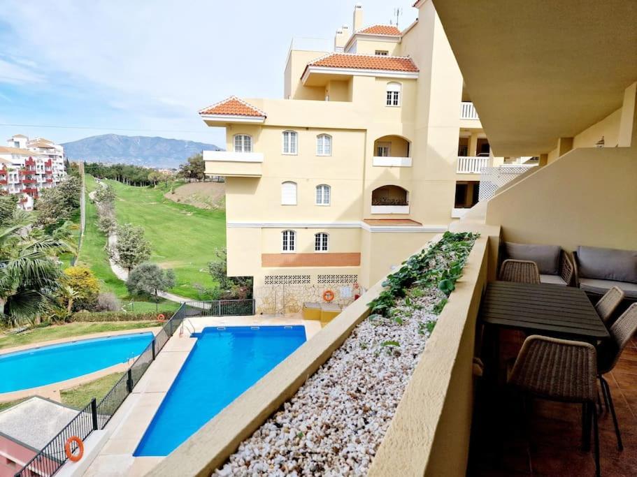 Royal Golf View: 2Br, Pools & Ac Daire Sitio de Calahonda Dış mekan fotoğraf