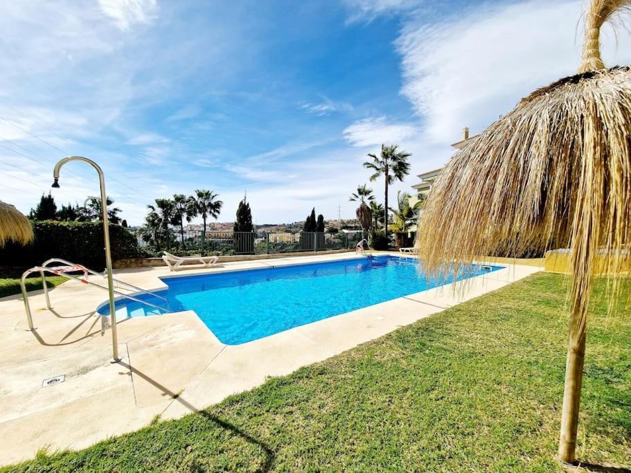 Royal Golf View: 2Br, Pools & Ac Daire Sitio de Calahonda Dış mekan fotoğraf