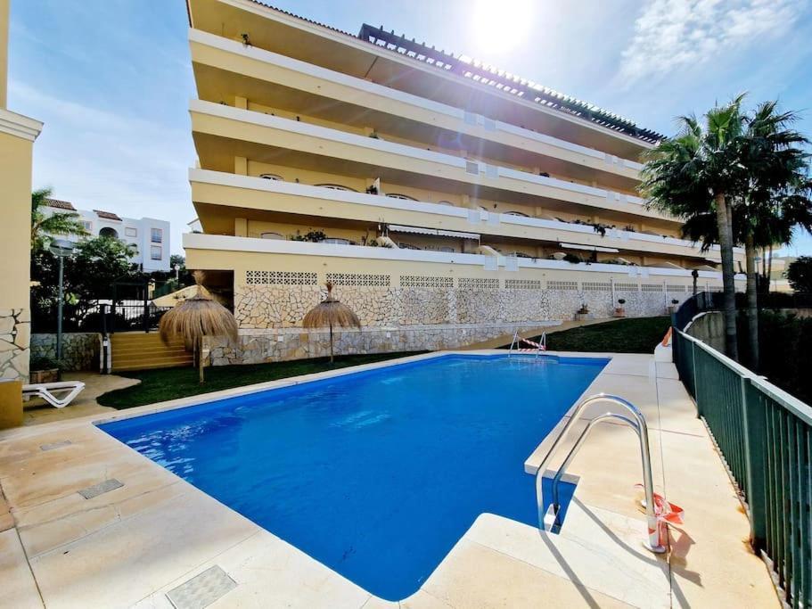 Royal Golf View: 2Br, Pools & Ac Daire Sitio de Calahonda Dış mekan fotoğraf