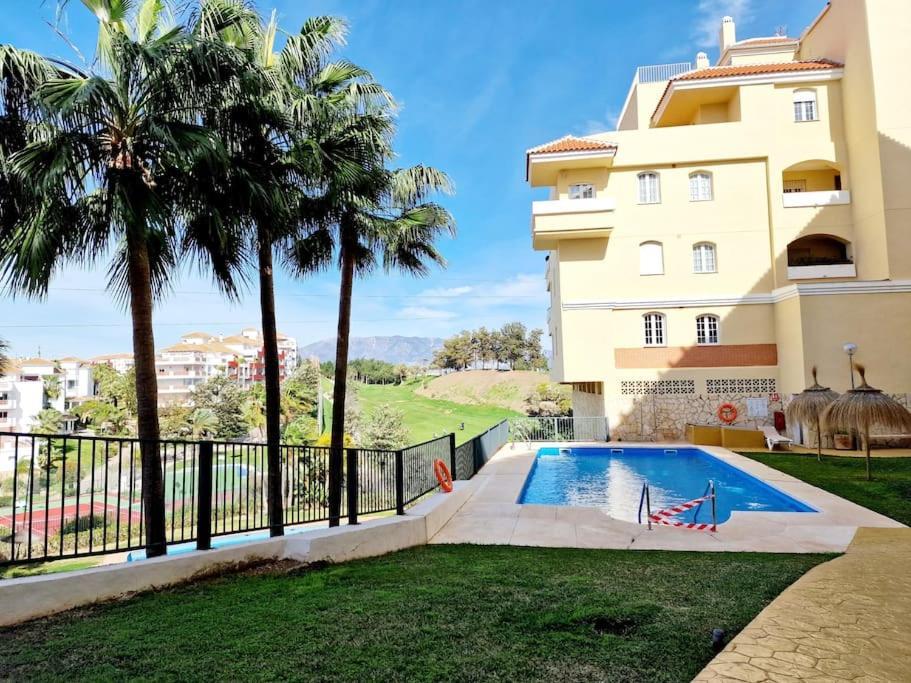 Royal Golf View: 2Br, Pools & Ac Daire Sitio de Calahonda Dış mekan fotoğraf