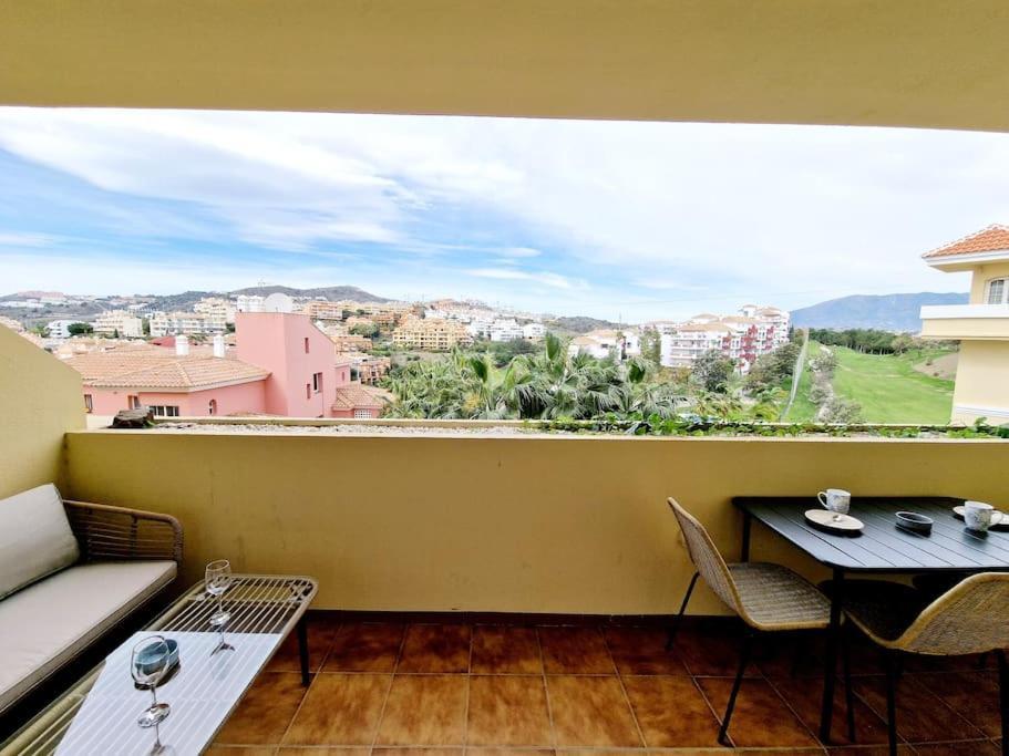 Royal Golf View: 2Br, Pools & Ac Daire Sitio de Calahonda Dış mekan fotoğraf
