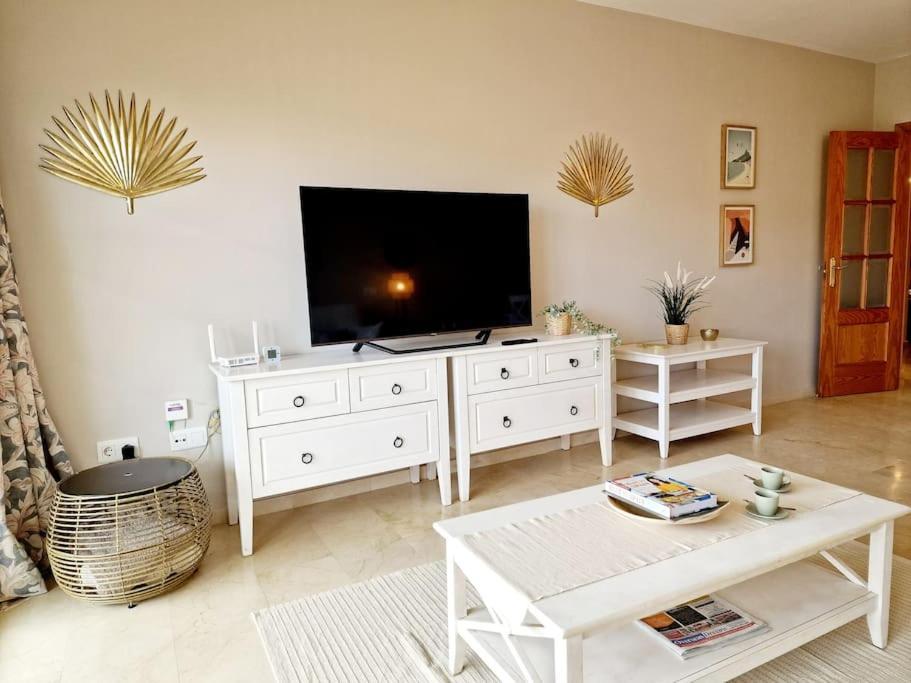 Royal Golf View: 2Br, Pools & Ac Daire Sitio de Calahonda Dış mekan fotoğraf