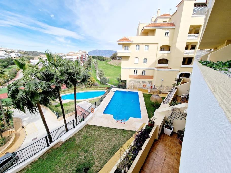 Royal Golf View: 2Br, Pools & Ac Daire Sitio de Calahonda Dış mekan fotoğraf